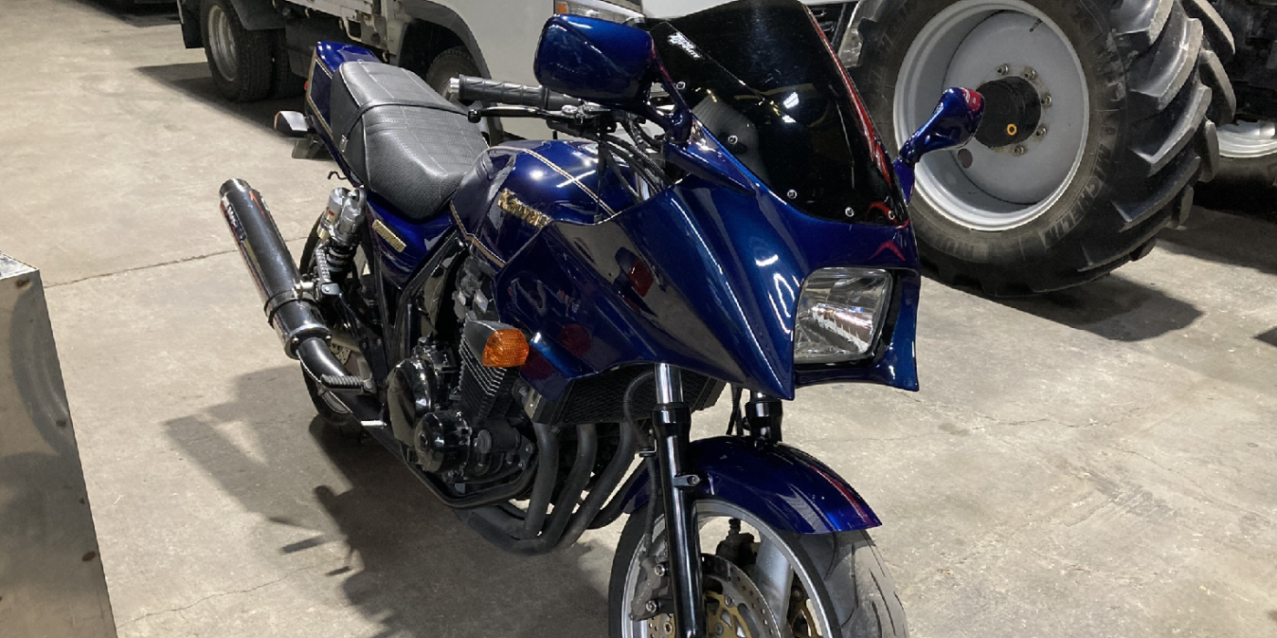愛車カワサキZRX400をGPZ900R(ニンジャ)顔に改造した話